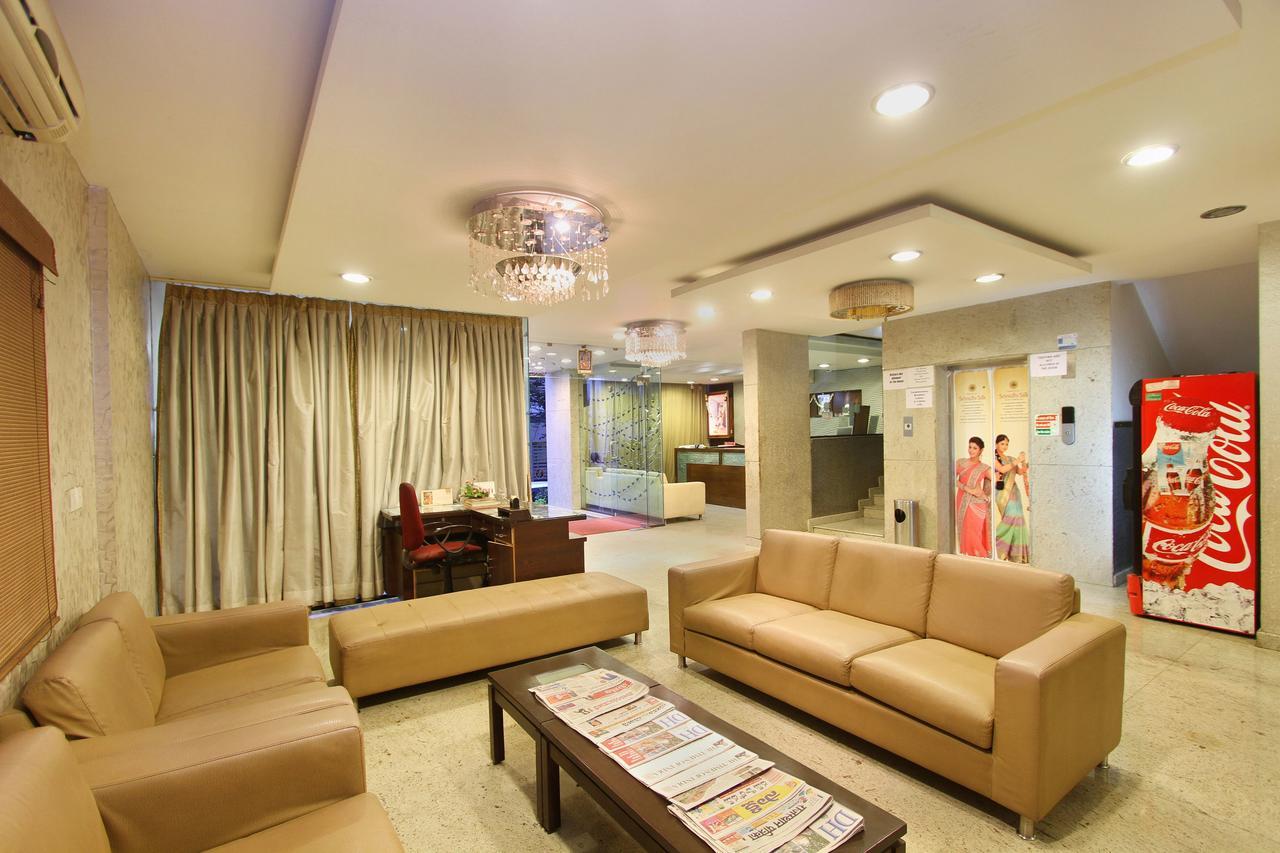 Hotel Amshi International Bangalore Exteriör bild